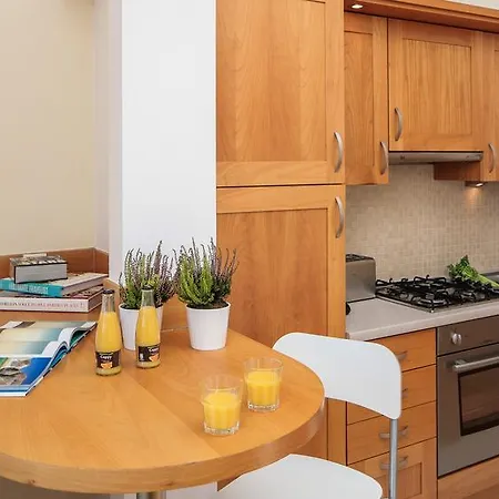Apartment M *