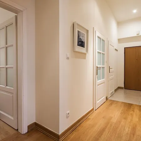 Apartment M