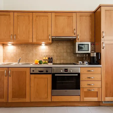 Apartment M